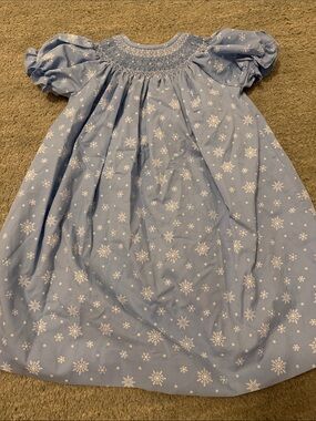 Light Blue Smocked snowflake Puff-Sleeve Dress with Snowflake Print